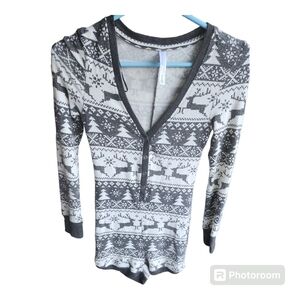 Live Love Dream onesie pj  shorts size xs